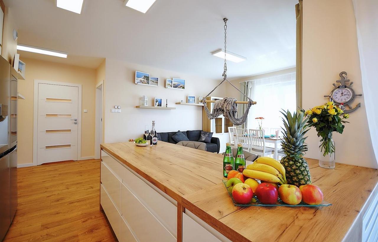 Apartament Premium Mikiniki Kolobrzeg Exterior photo