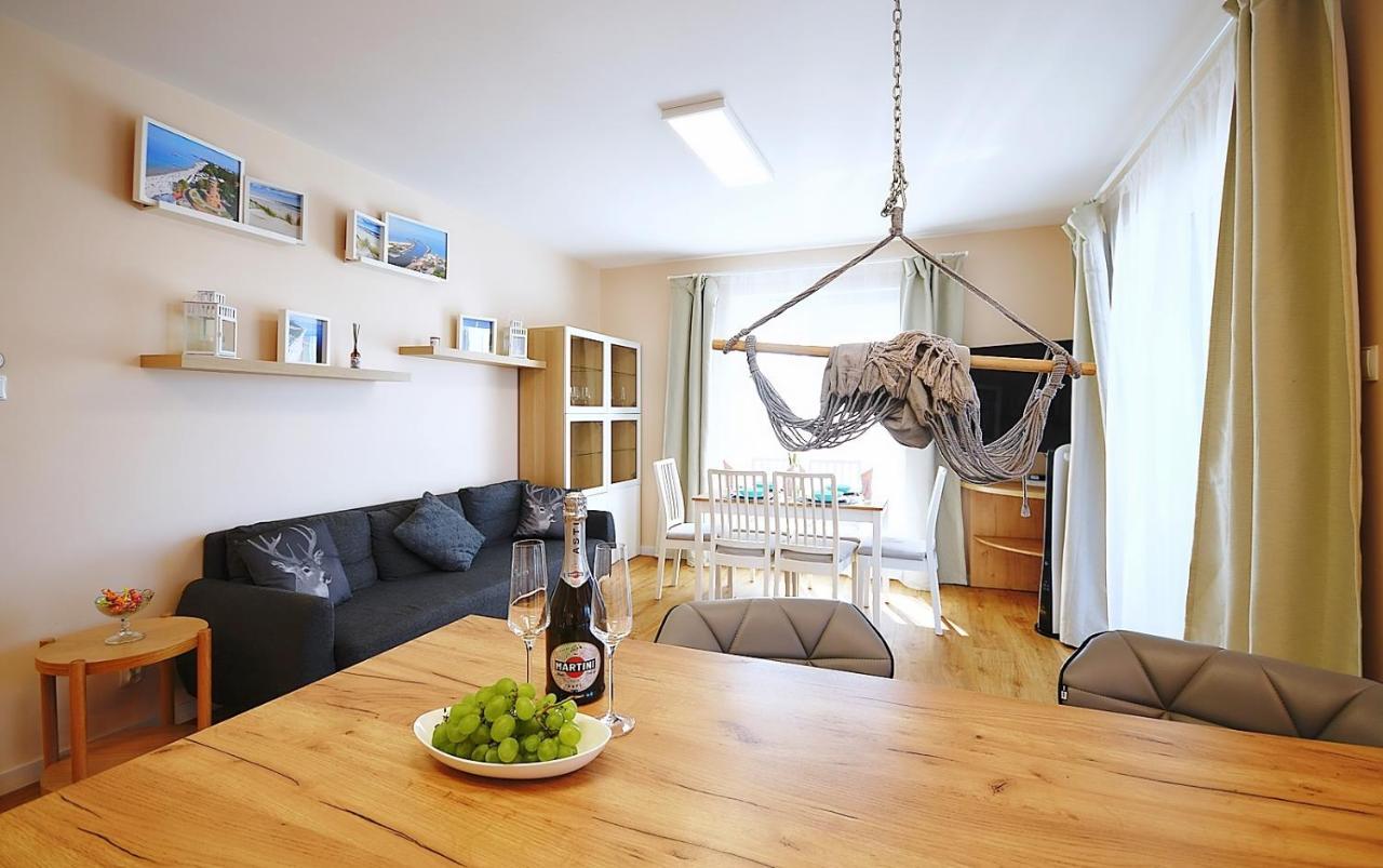 Apartament Premium Mikiniki Kolobrzeg Exterior photo